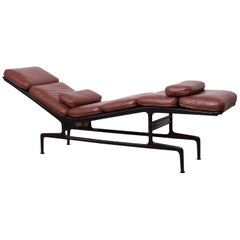 Vintage Billy Wilder Chaise by Charles Eames
