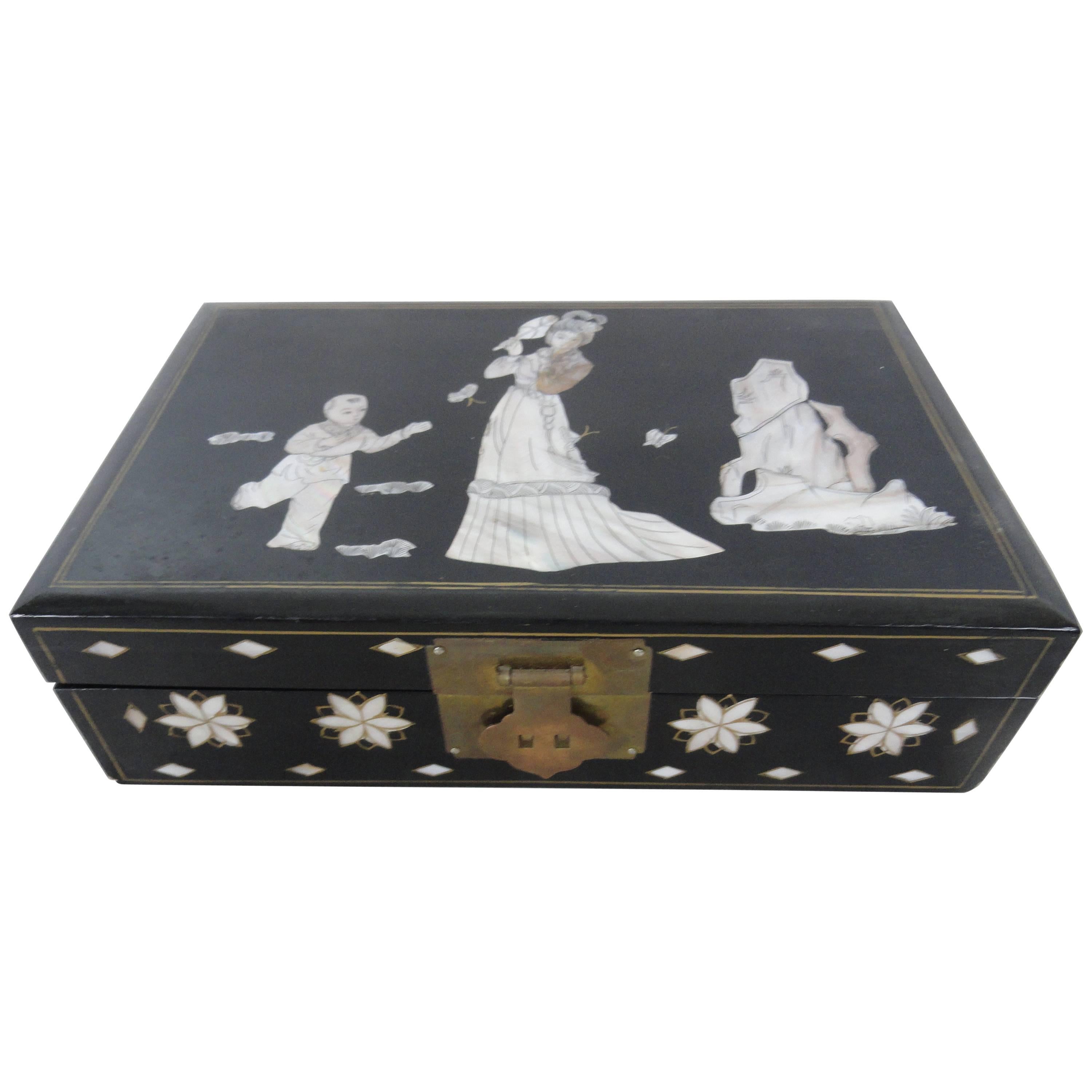 Early 20th Century Jewelry Box For Sale