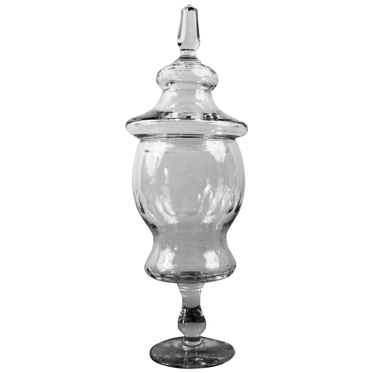 Large Bonbonnière or Vase in Crystal with a Lid For Sale at 1stdibs