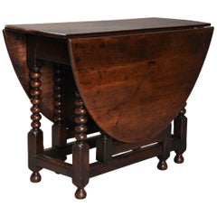 Late 17th Century Oval Oak Gateleg Table with Single Gate and Bobbin Turned Legs