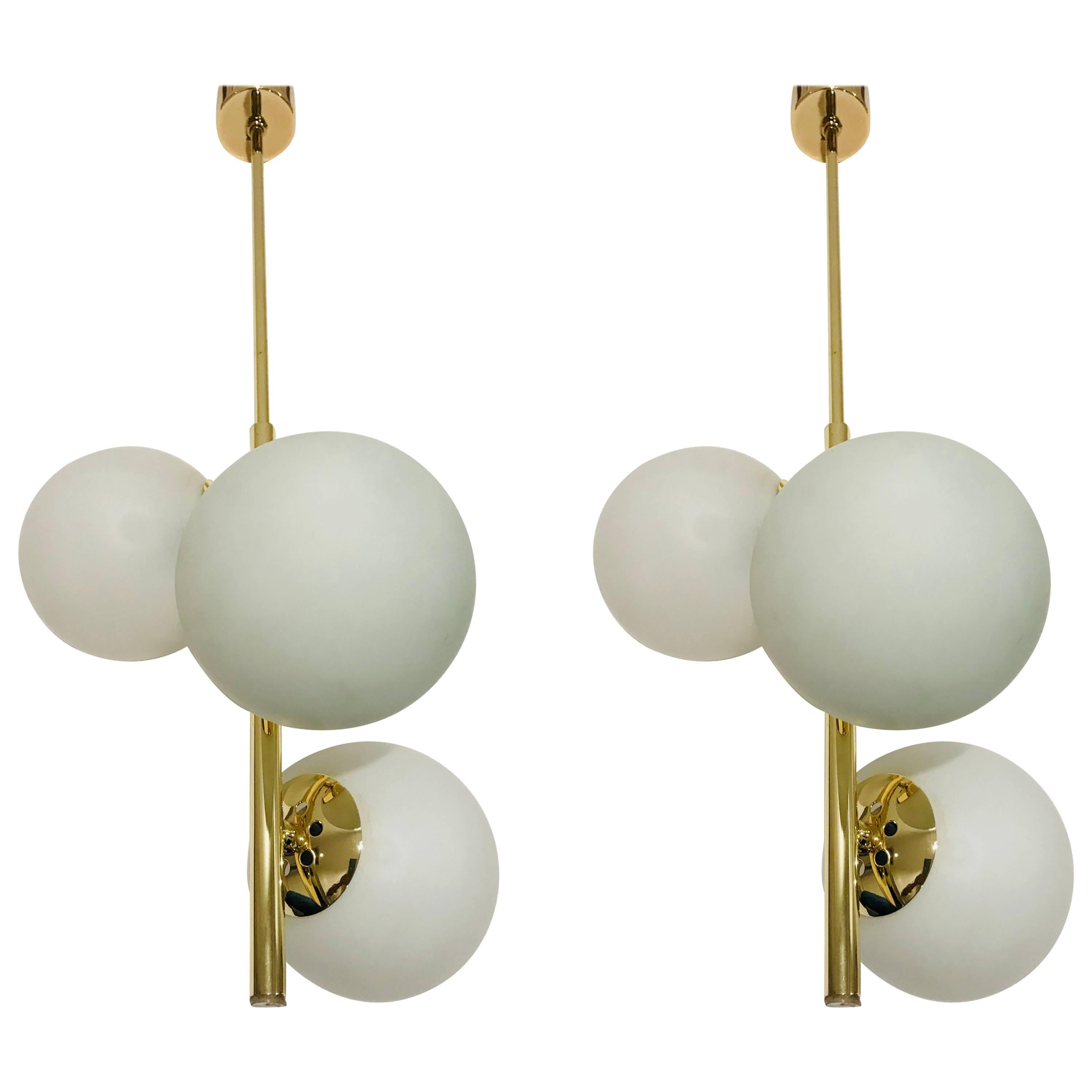 Pair of Italian 1950s Midcentury Golden Brass Three-Light Pendants Chandelier