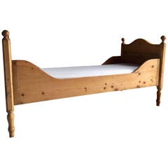 Magnificent Antique Solid Pine Daybed Single Bed 19th Century Victorian Mattress