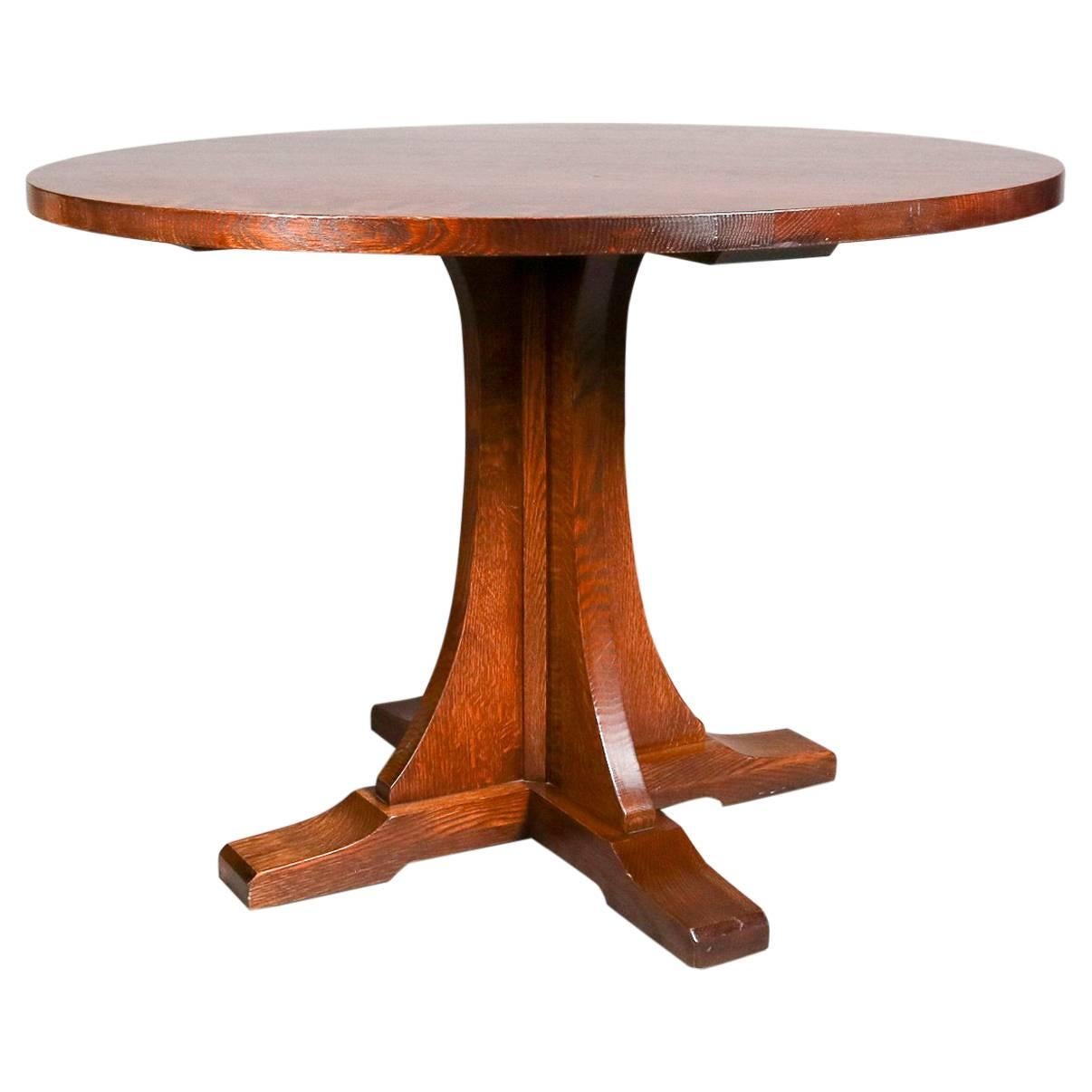 Stickley Arts & Crafts Mission Oak Dining Round Table, 21st Century