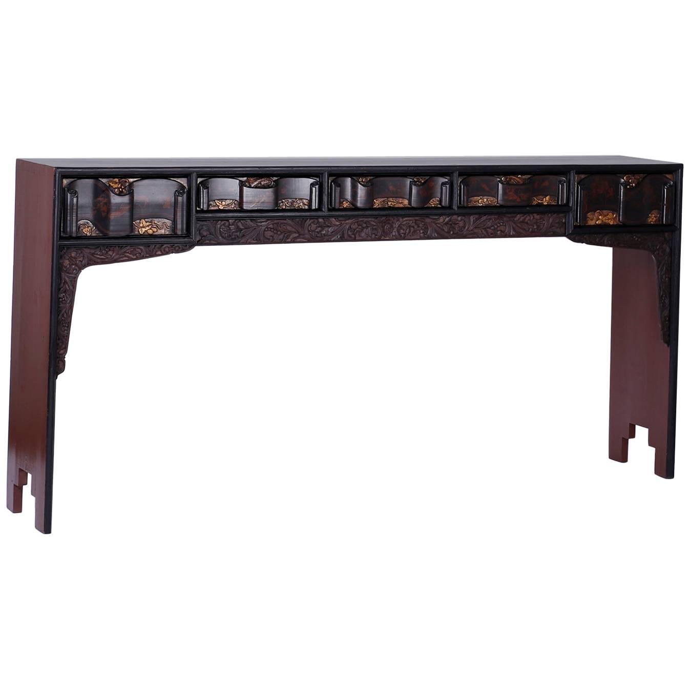 Table console ou table d'autel à cinq tiroirs peinte de style chinoiseries