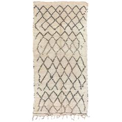 Vintage Moroccan Beni Ouarain Rug, North Africa 10