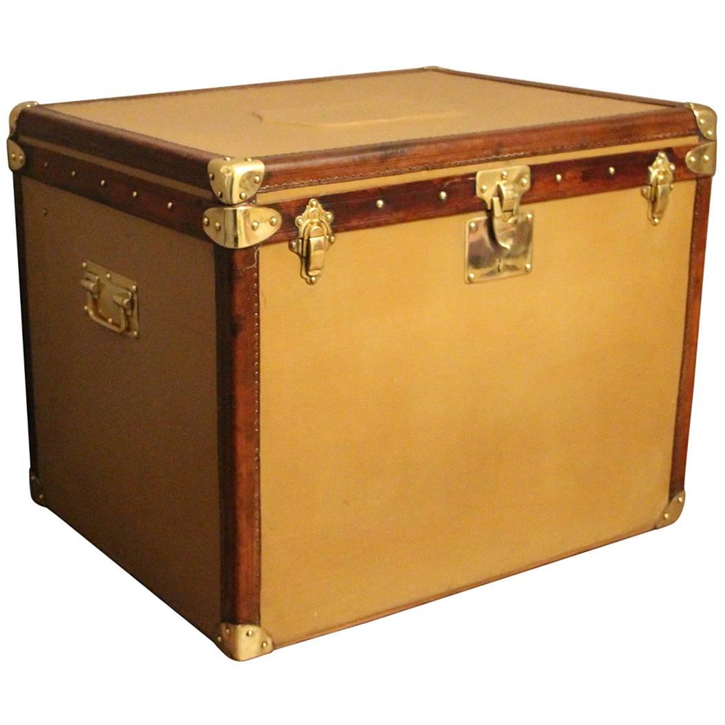 1930s Beige Canvas Steamer Trunk in the Style of Louis Vuitton or Hermes