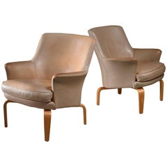 Arne Norell Pair of 'Pilot' Lounge Chairs, Sweden