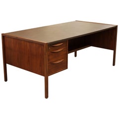 Mid-Century Modern Jens Risom Scandinavian Large Walnut Leather Top Desk, 1960s