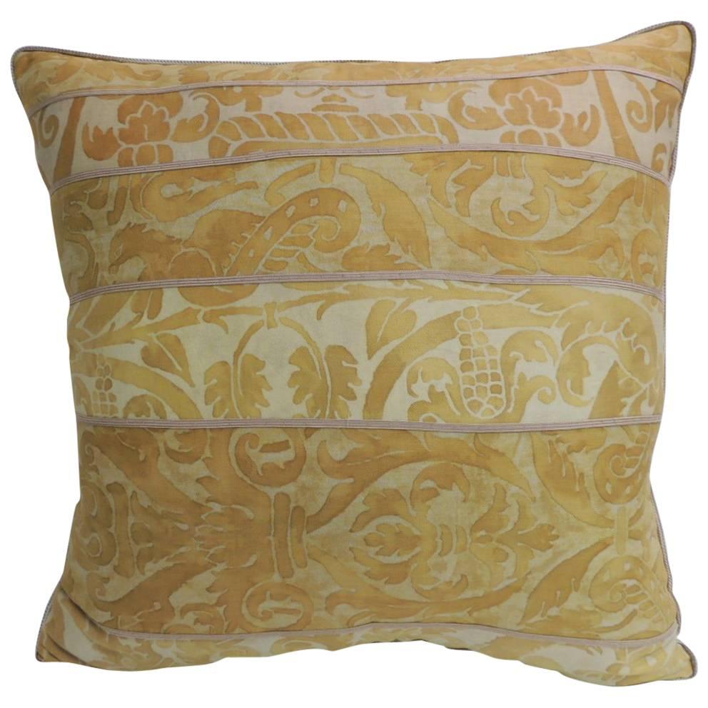 Vintage Yellow Fortuny Uccelli Pattern Decorative Square Pillow
