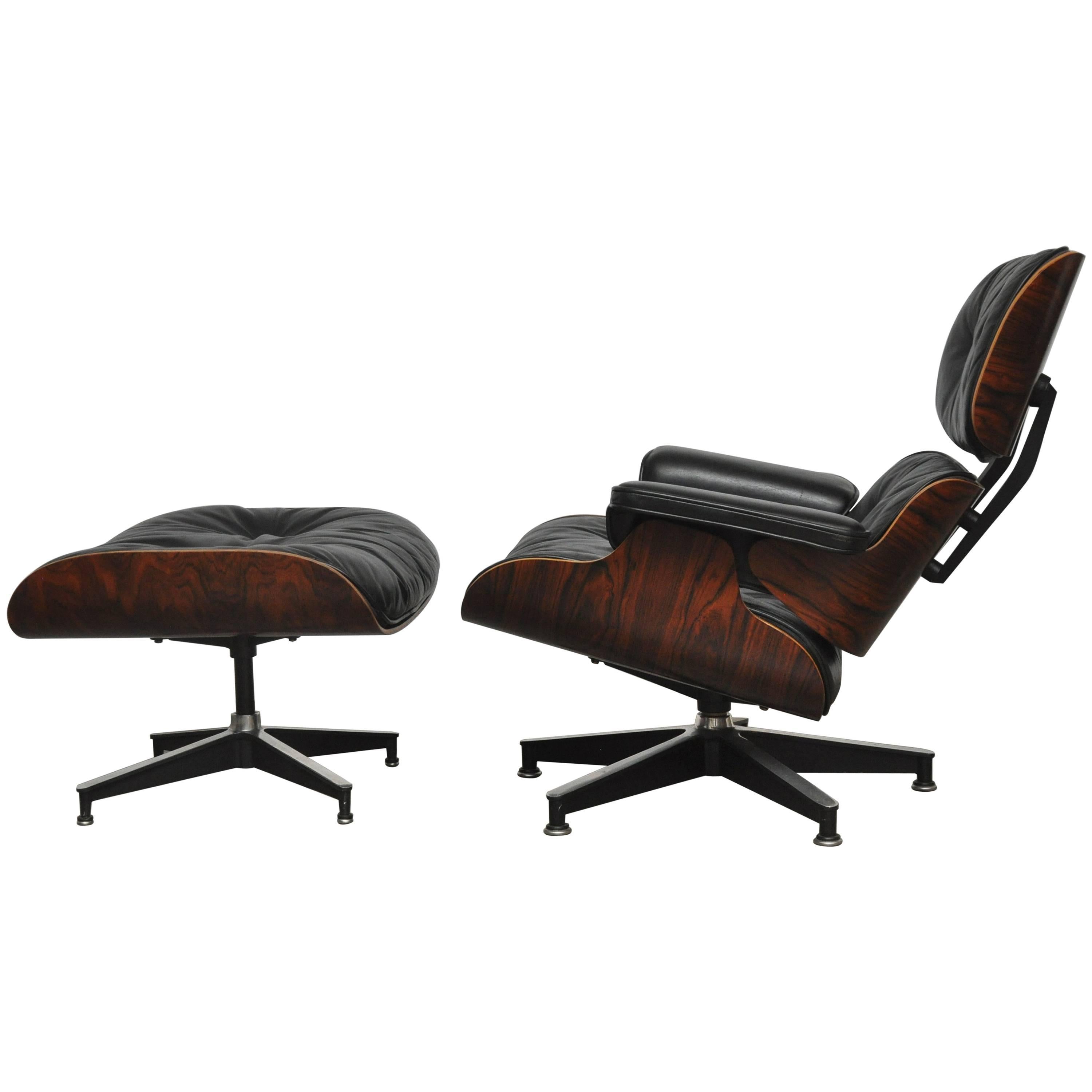 Early Rosewood Charles Eames Lounge Chair for Herman Miller