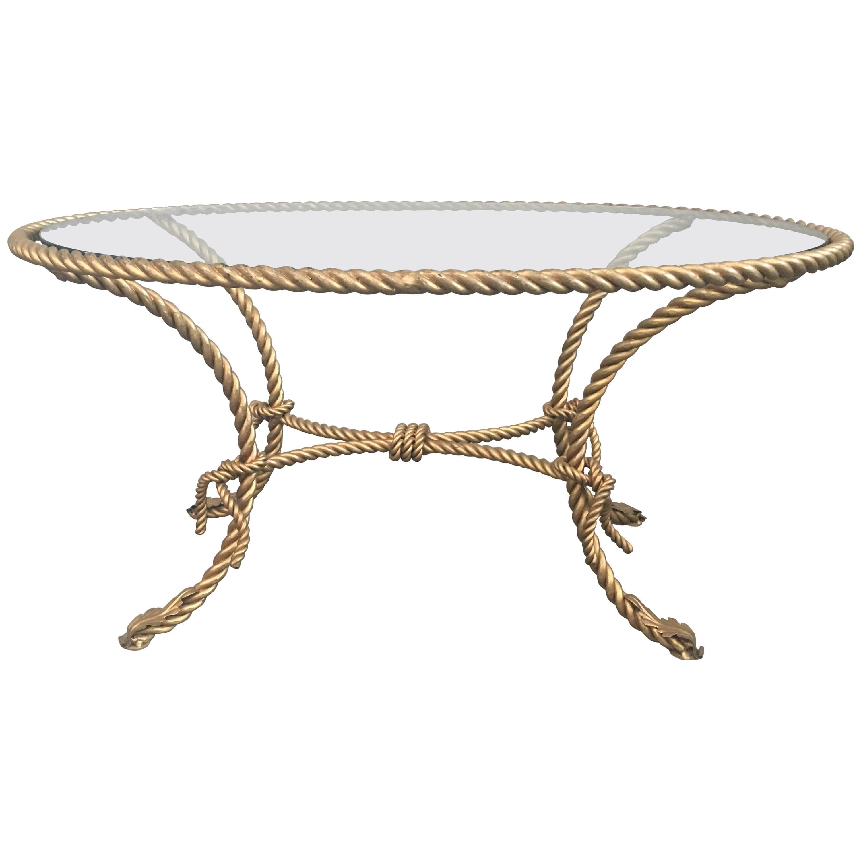 Charming Oval Coffee Table