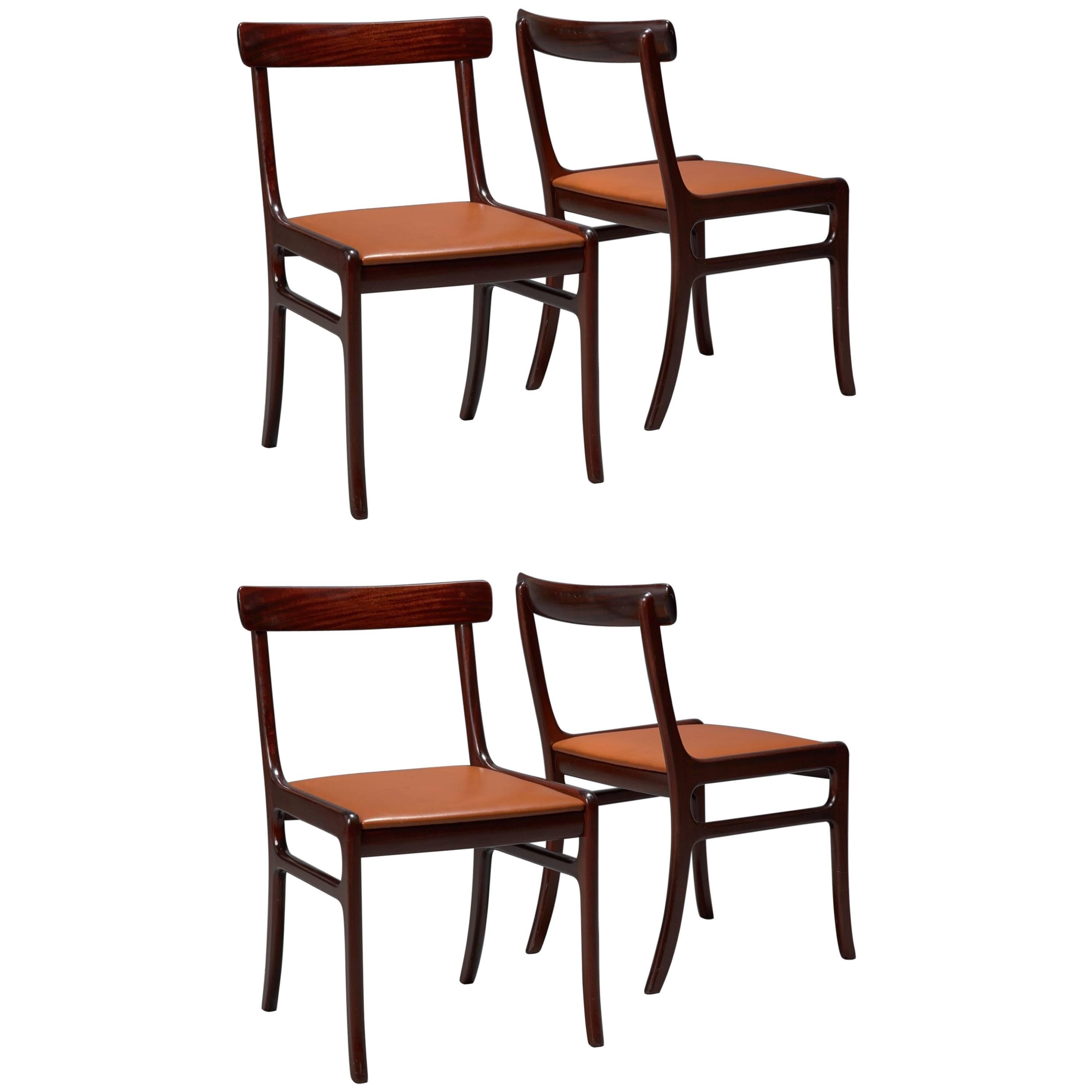 Set aus vier Ole Wanscher Mahagoni-Rungstedlund-Esszimmerstühlen mit Ledersitzen 
