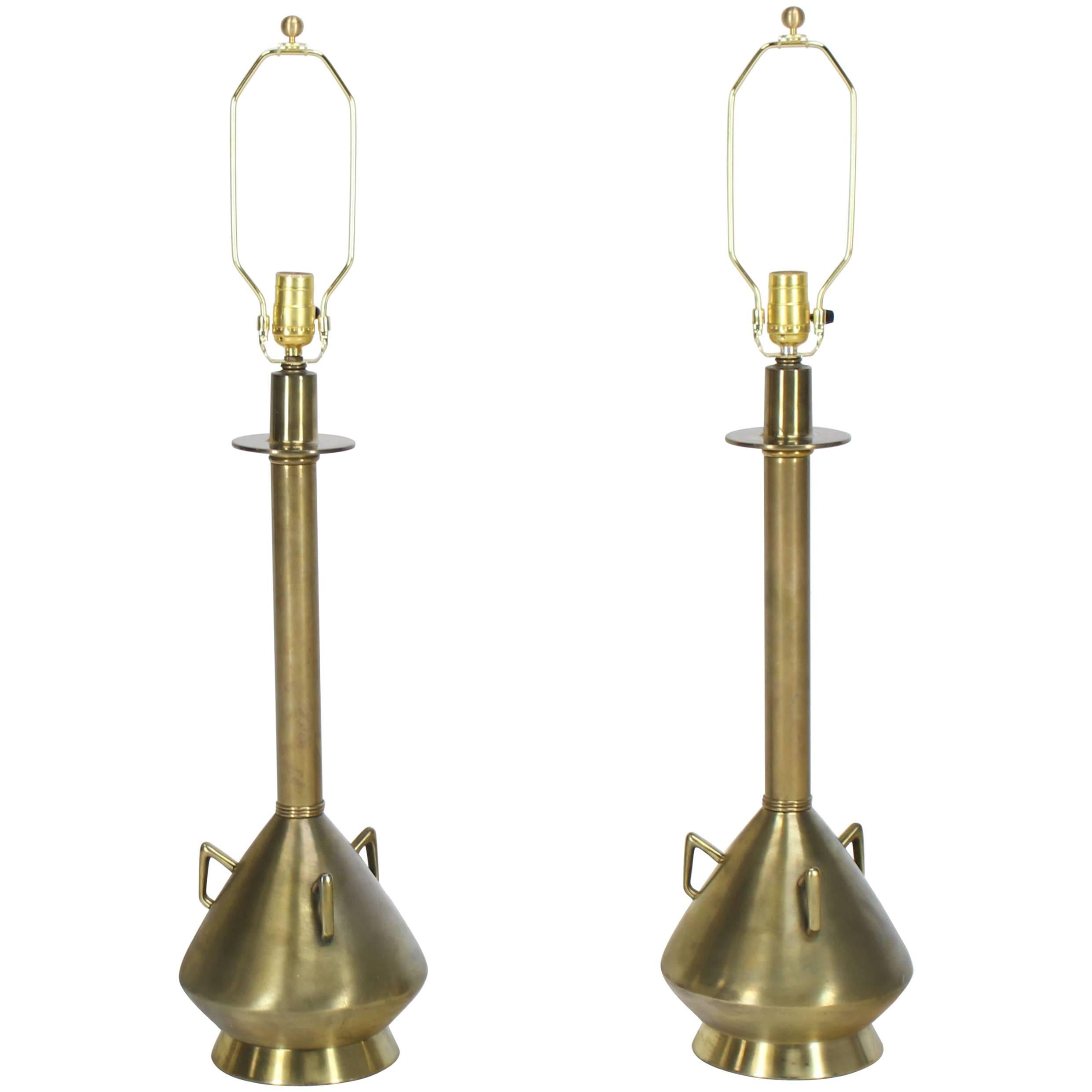 Pair of Brass Finish Metal Jug Shape Mid-Century Modern Table Lamps For Sale