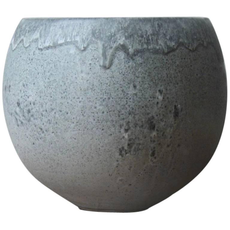 Kasper Würtz One off Small Planter Dark Grey Glaze