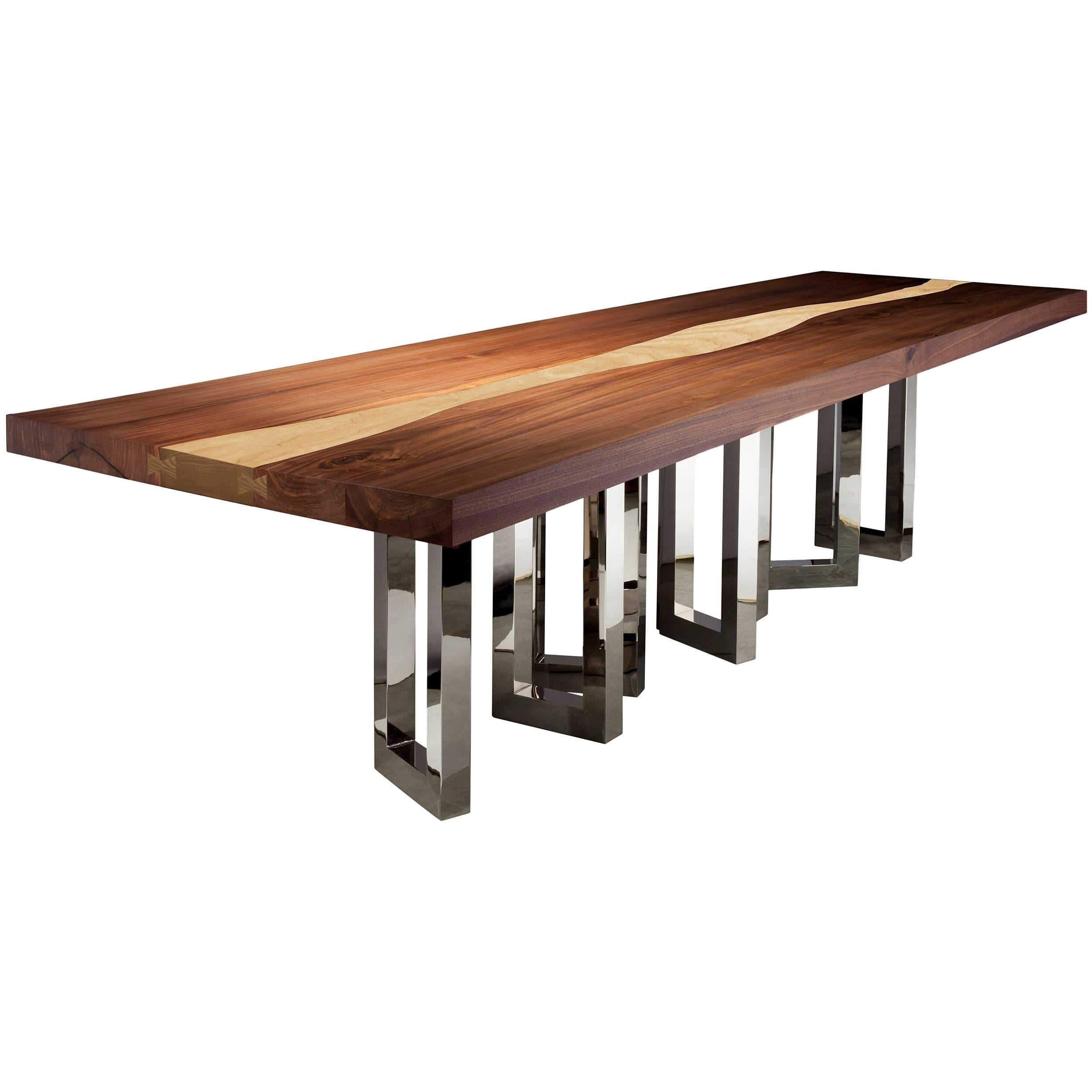 "Il Pezzo 6 Long Table" longueur 300cm/118 - noyer et frêne massif - base en nickel