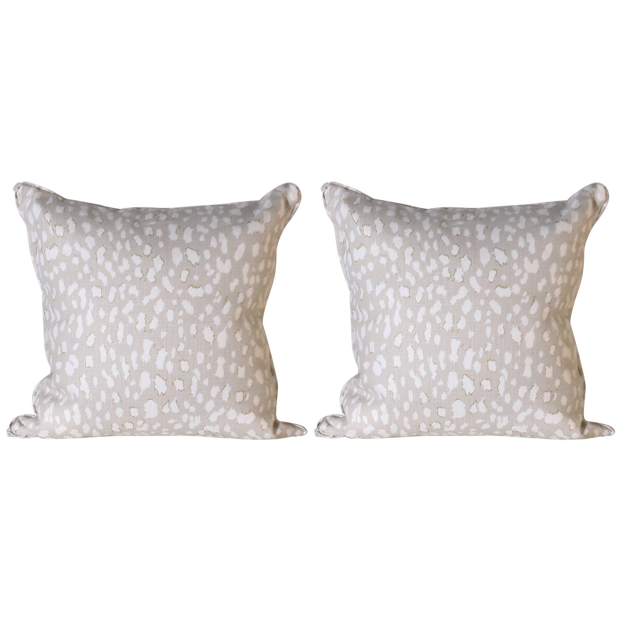 Pair of Pillows Upholstered in Jan Showers for Kravet Lynx Dot Oyster Fabric