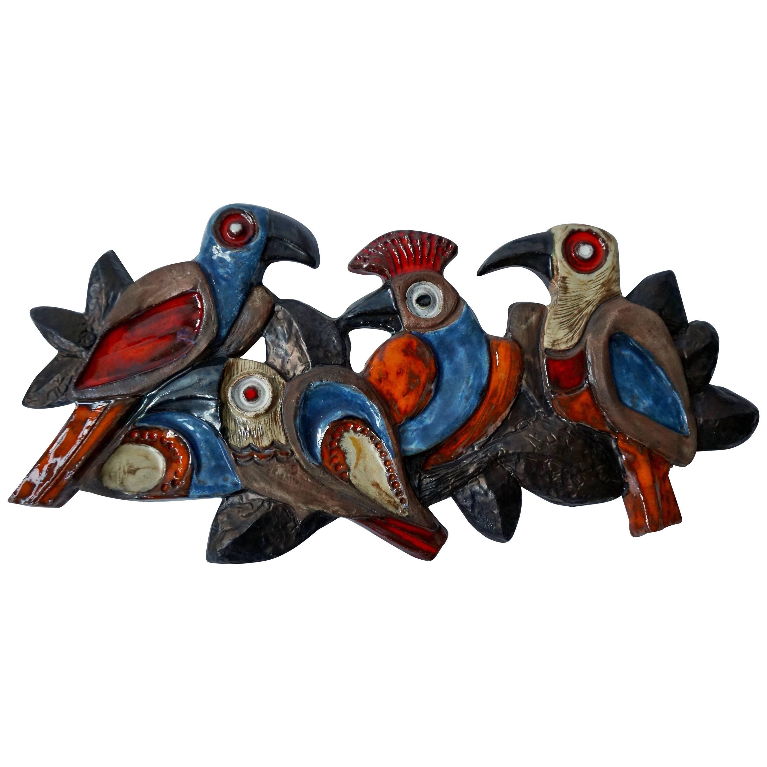 Sculpture murale en céramique avec oiseaux en vente