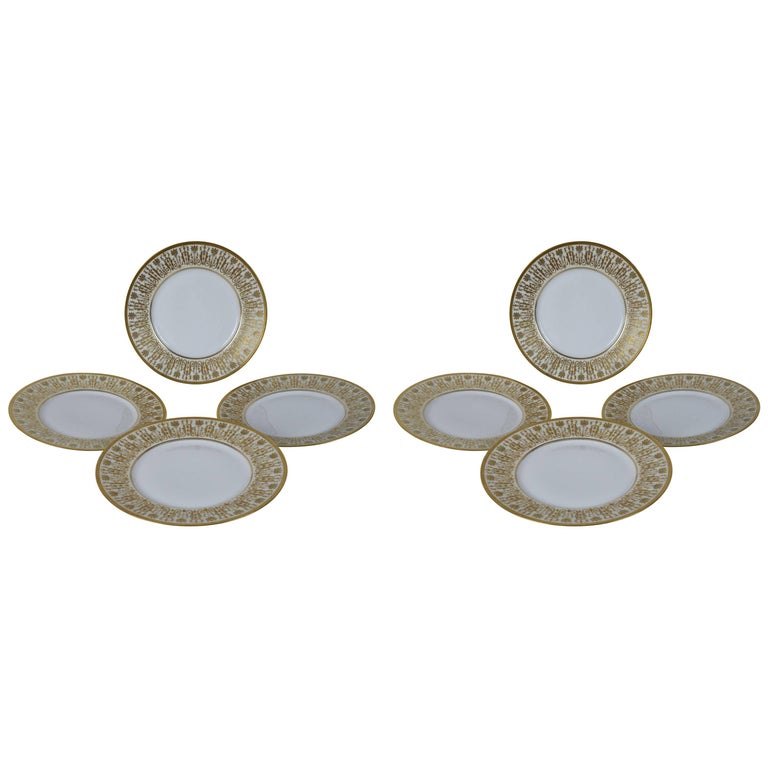 Set of Eight German Dresden Porcelain Dinner Plates For Sale at 1stDibs