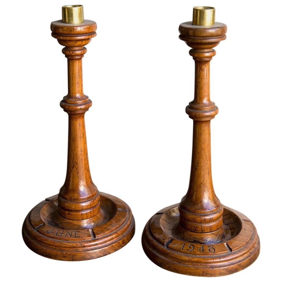 Pair of Post-War Turned Wooden Arts & Crafts Oak Candlesticks For Sale