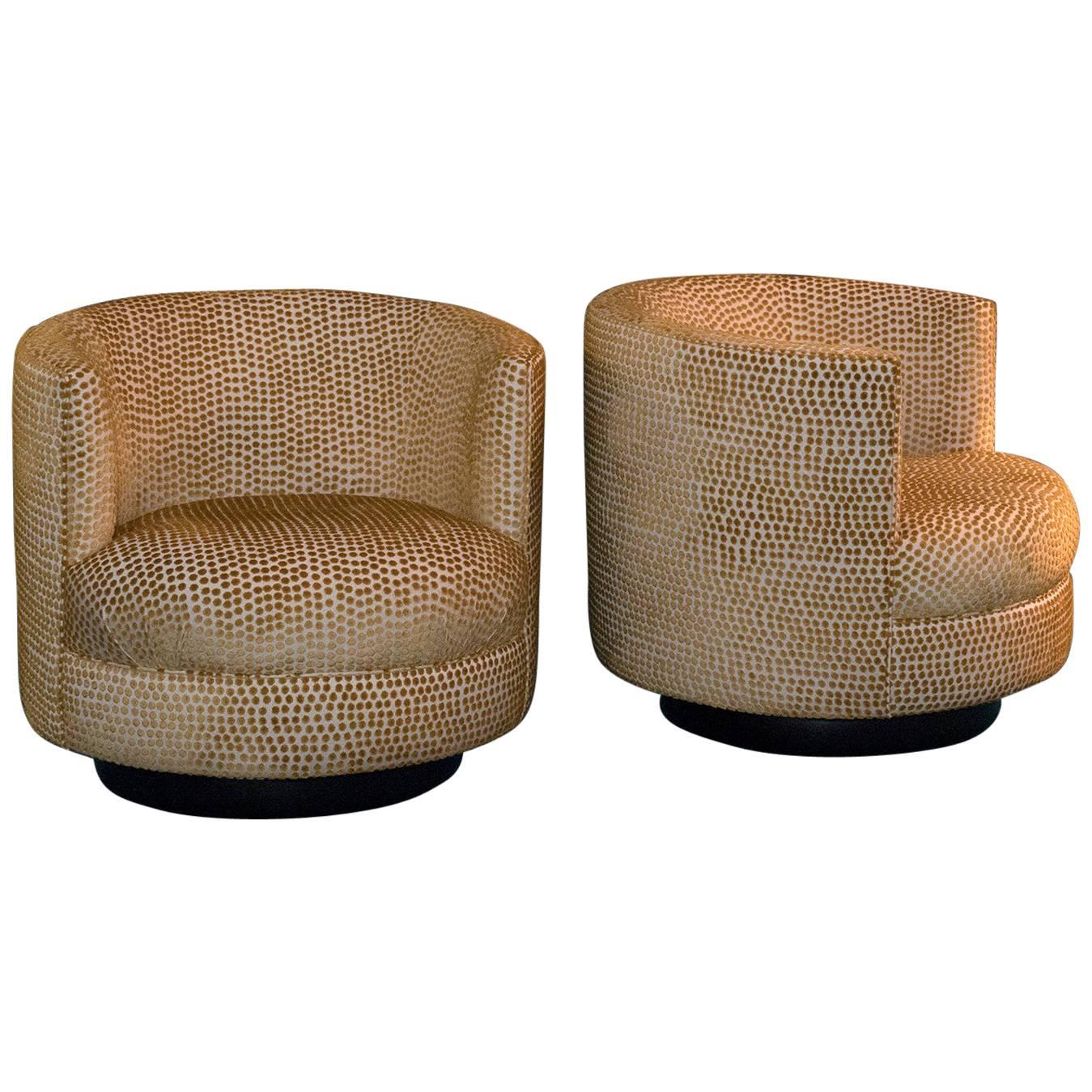 Midcentury Swivel Armchairs in the Style of Milo Baughman