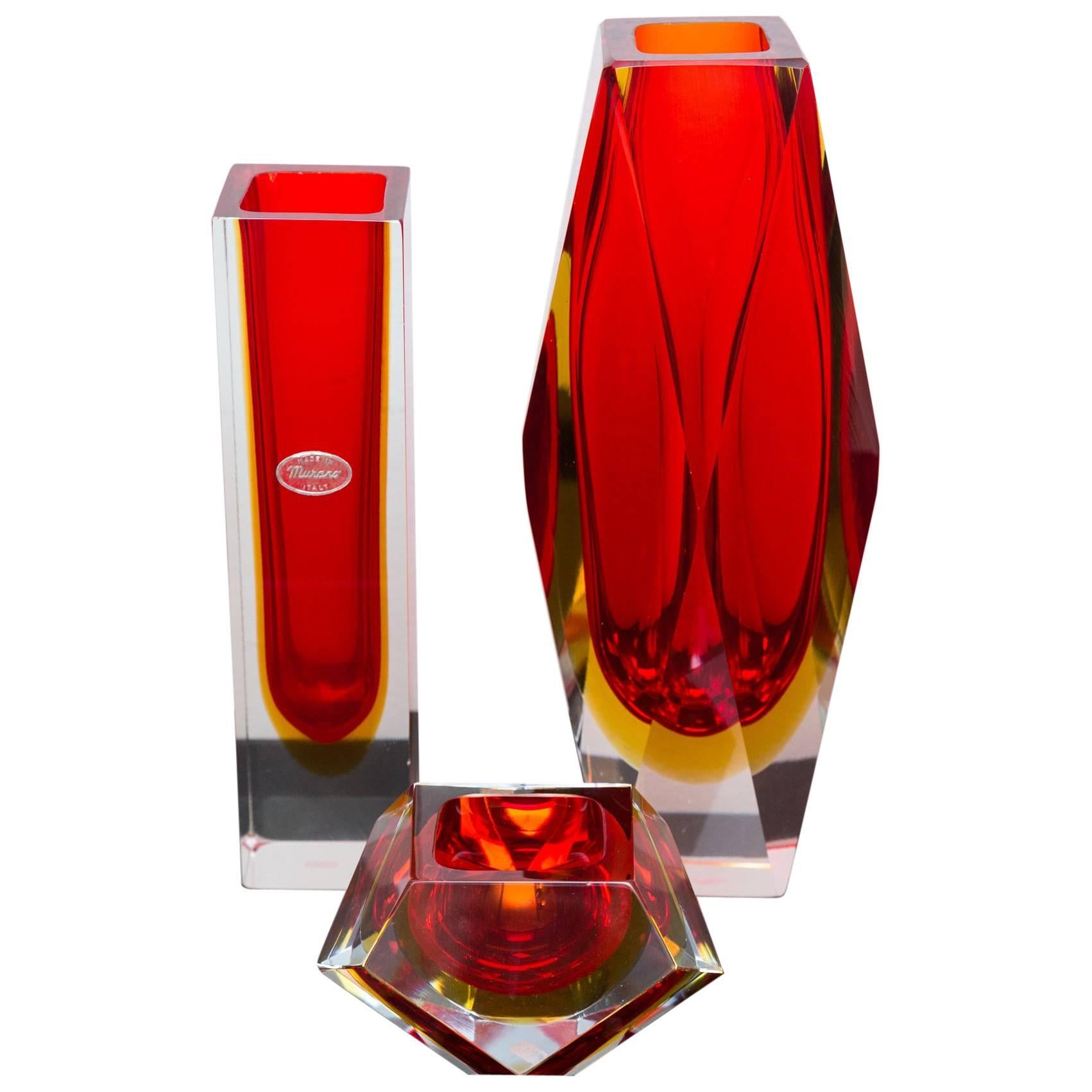 Set of Three Red Color Murano Glass Vases, Prod Sommerso, Italy, circa 1960 For Sale