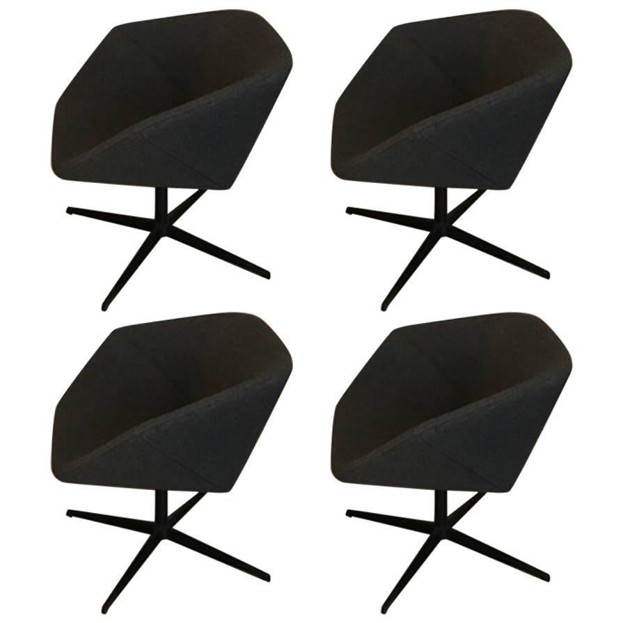 Montis Set of Two Swivel Lounge Ella Chairs