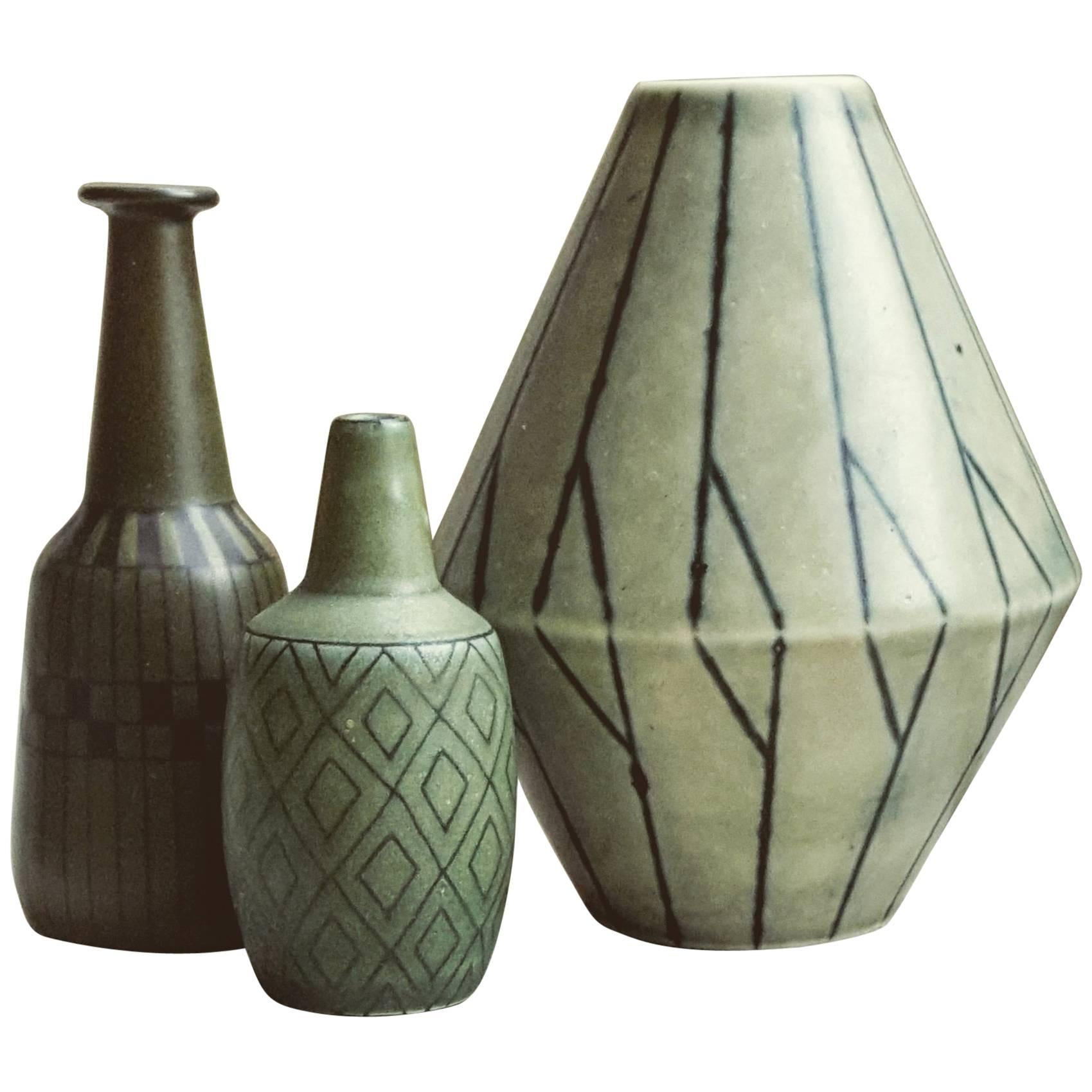 Three Small Vases by Gunnar Nylund and Carl Harry Stalhane For Sale