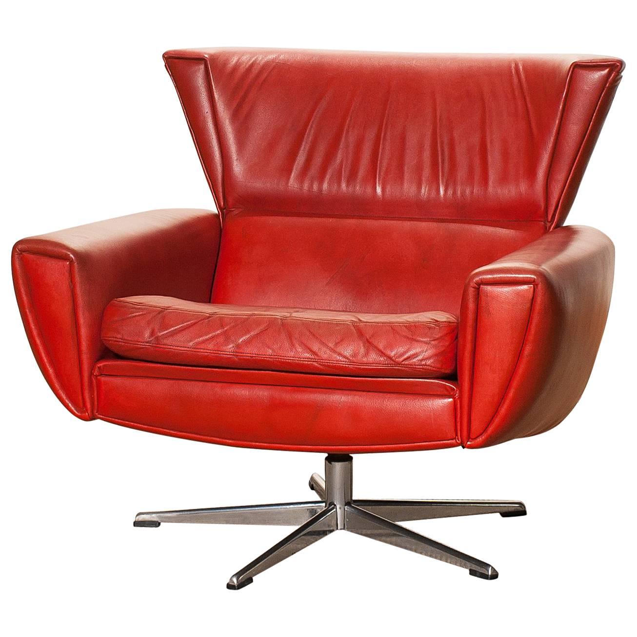 1970s, Red Leather Swivel Lounge Club Chair by Georg Thams, Denmark