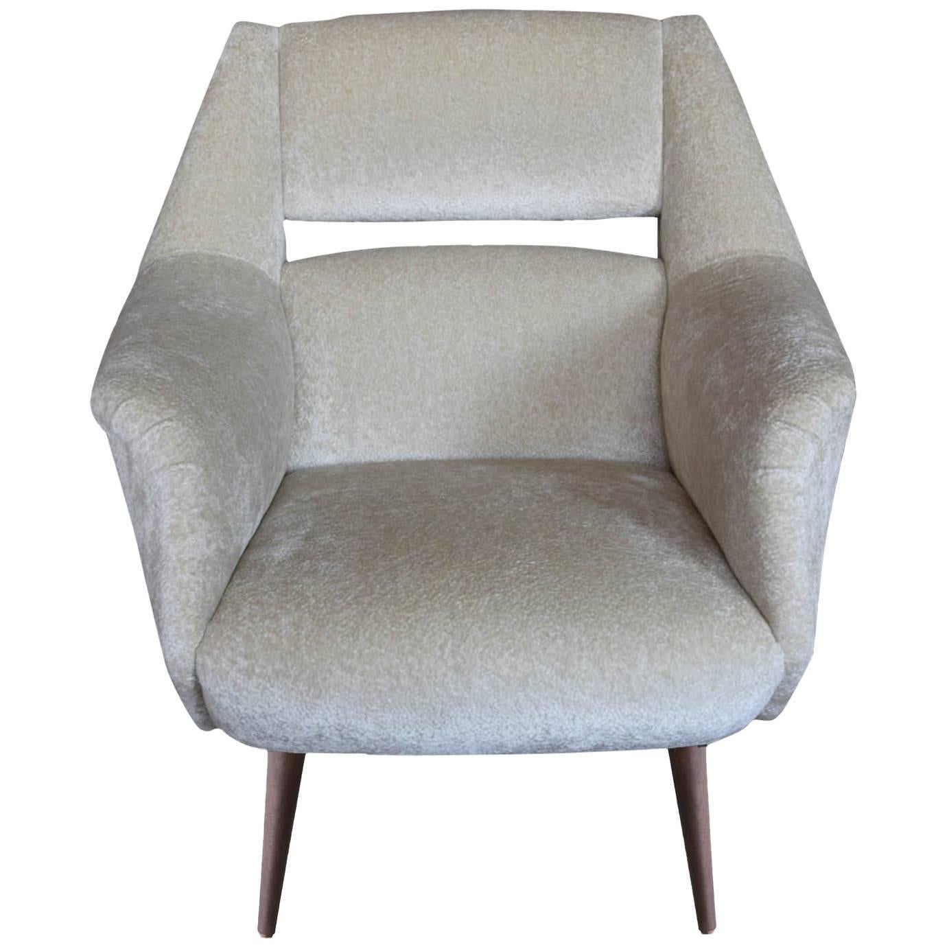 Midcentury Italian Style Sculptural Lounge Chair with Flared Arms For Sale