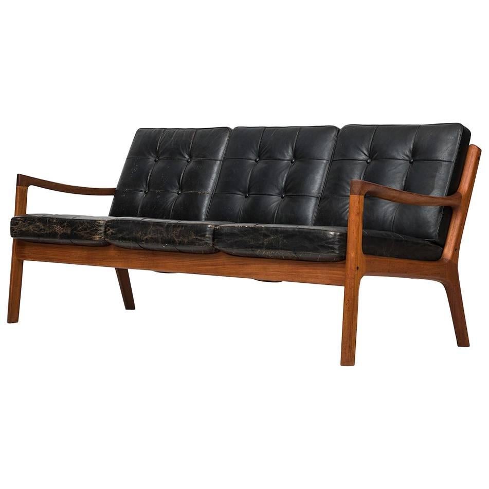 Ole Wanscher Sofa Model Senator by France & Son in Denmark