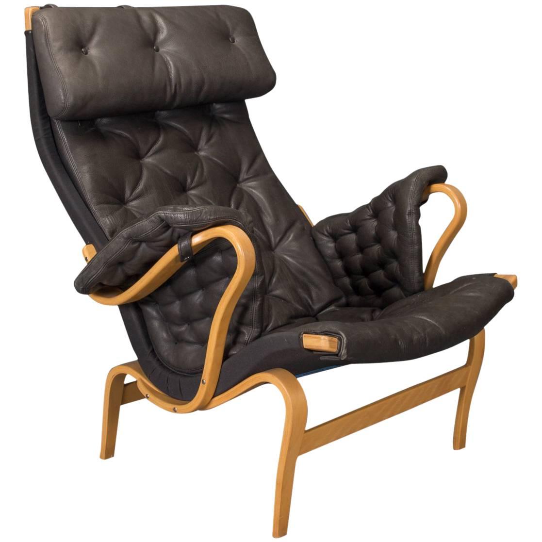 Pernilla Lounge Chair in Beech and Black Leather by Bruno Mathsson for DUX