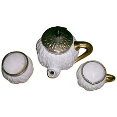 Juego de té de tres piezas Christopher Dresser Attr Fabricado por Coalport para Hukin and Heath