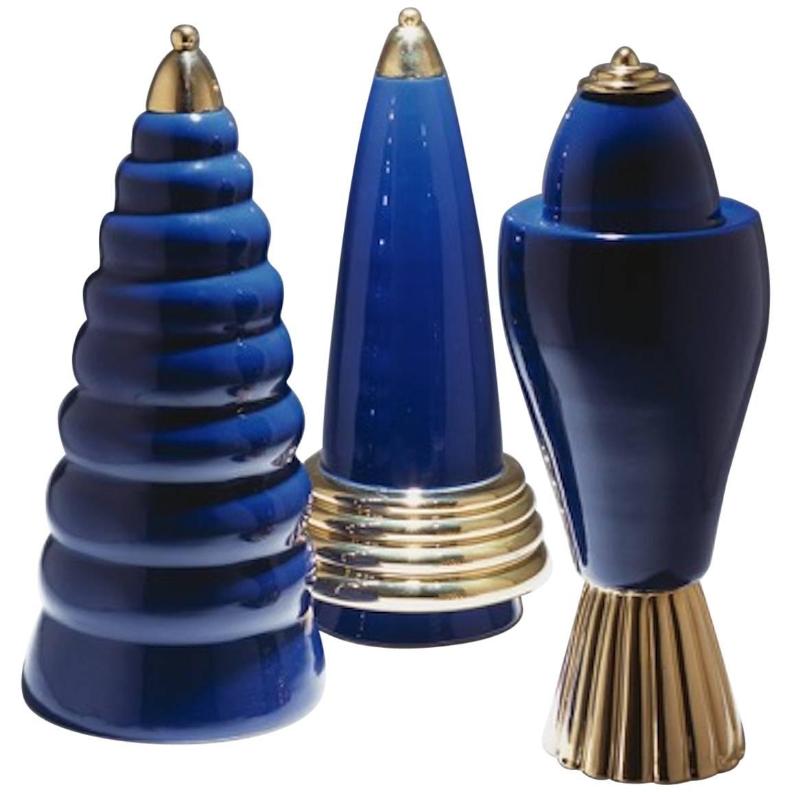 Trois vases en céramique 900 de la collection Ugo La Pietra pour Superego Editions, Italie en vente