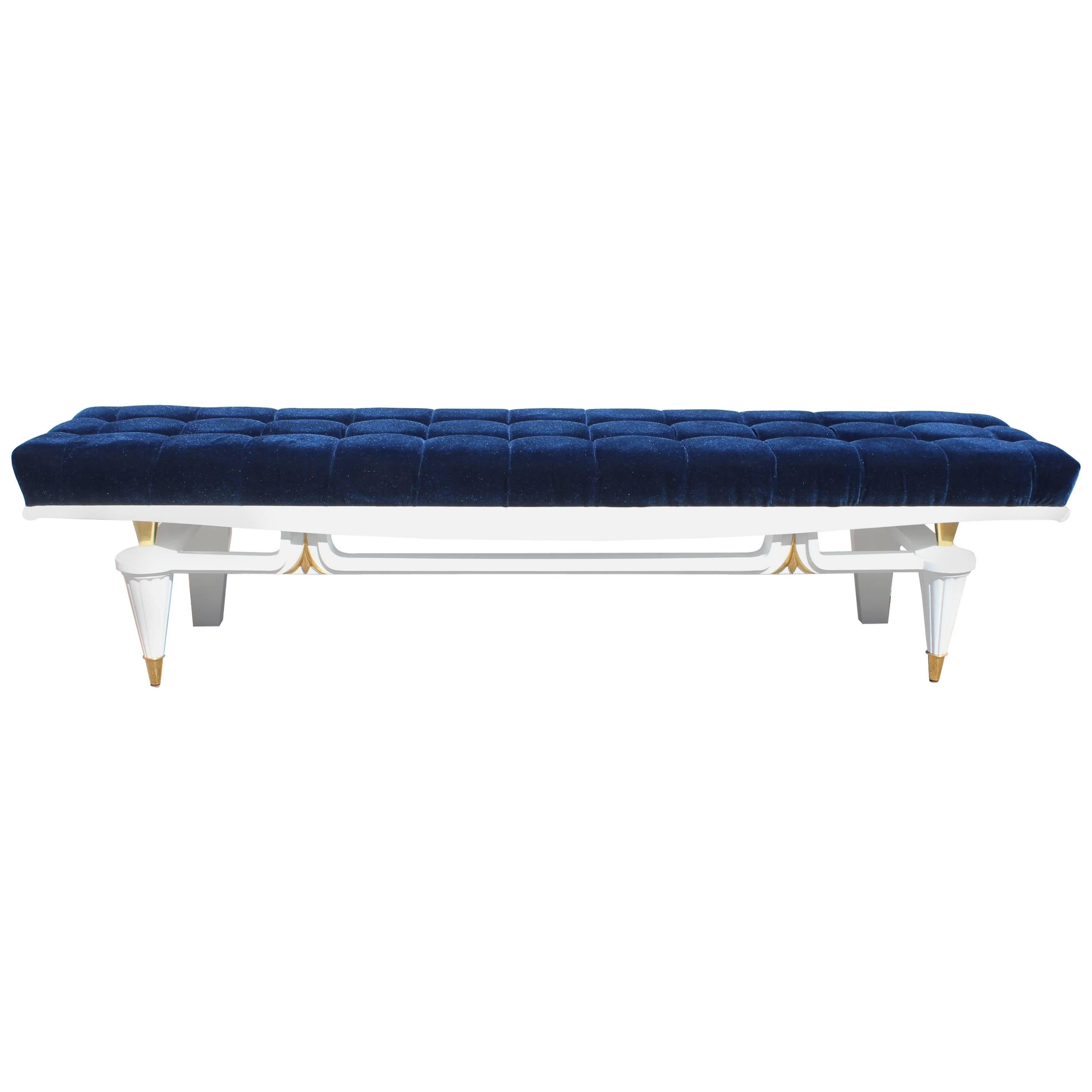 Monumental French Art Deco Snow White Lacquered Long Sitting Bench, circa 1940s For Sale