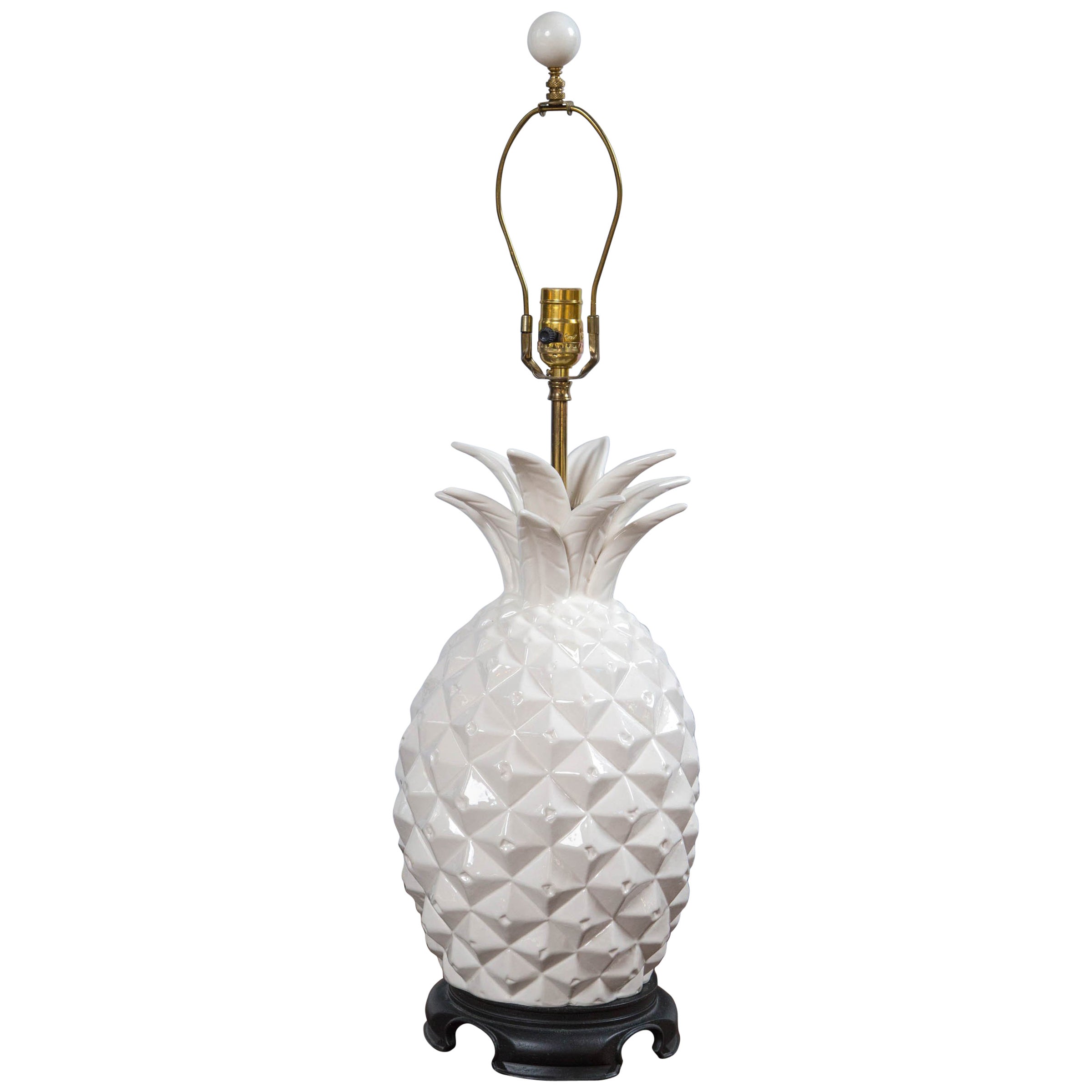 Italian Midcentury Ceramic Pineapple Lamp For Sale at 1stDibs