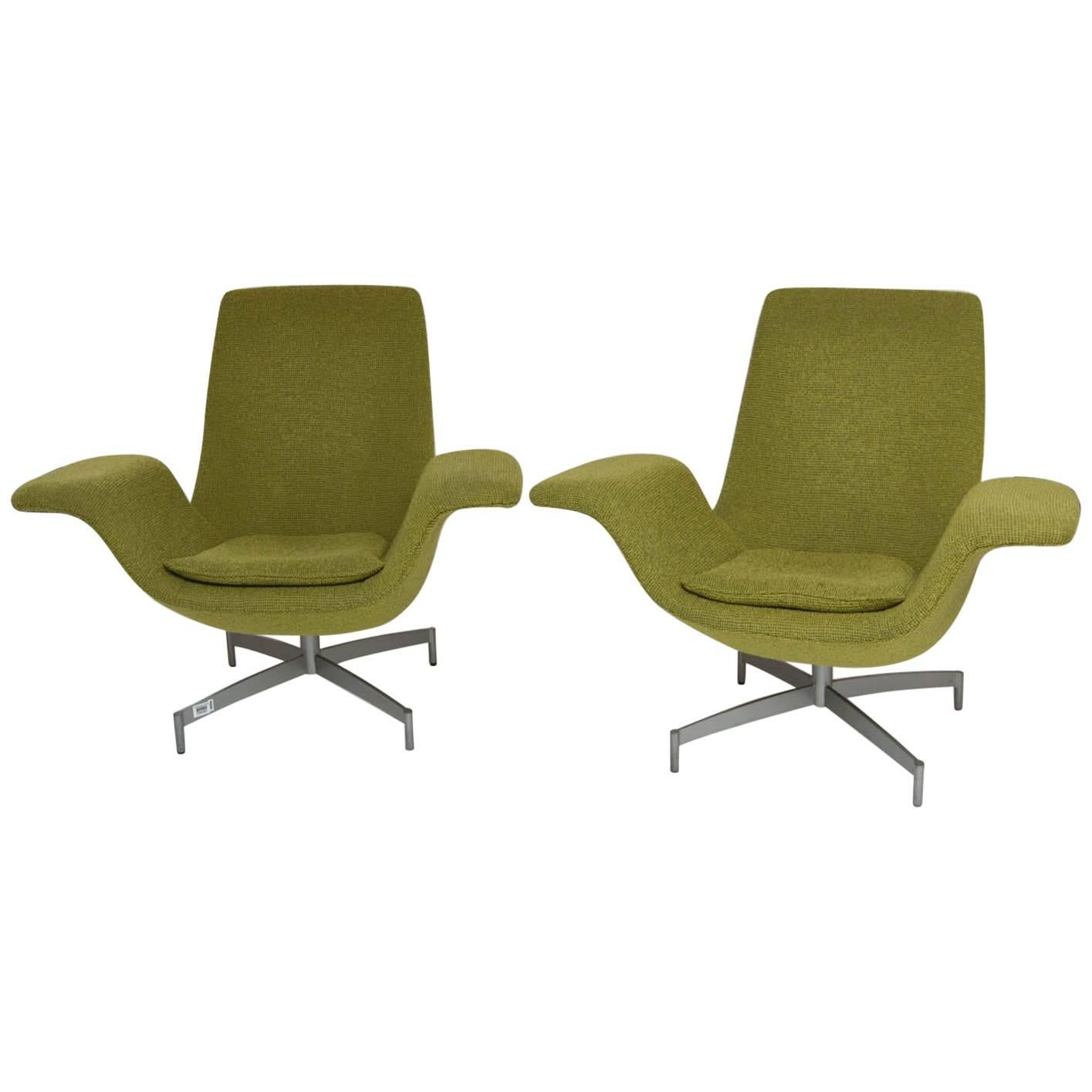 Pair of Hbf Furniture Dialogue Lounge Chairs