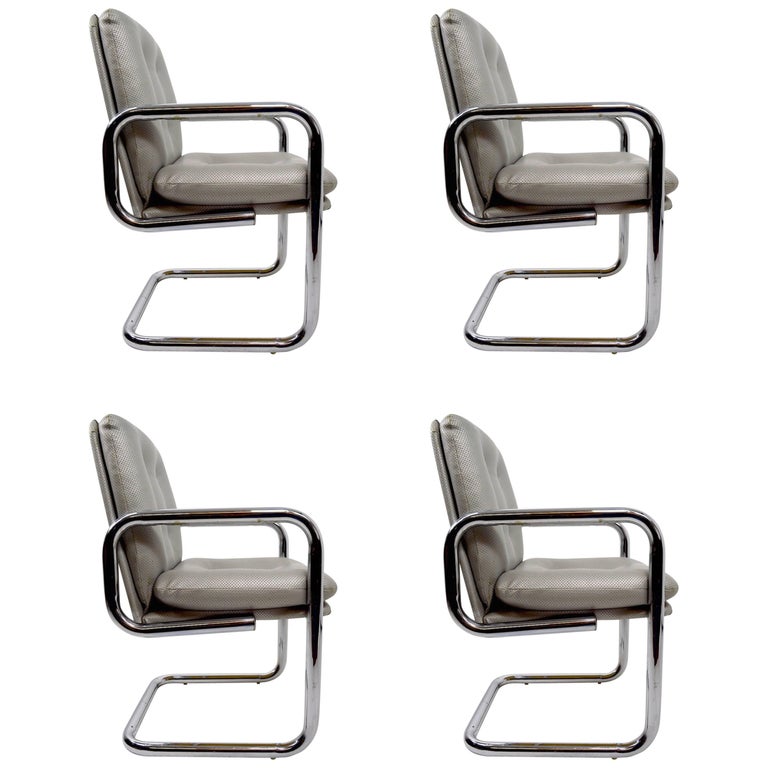 Set of Four Tubular Chrome Dining Chairs For Sale at 1stdibs