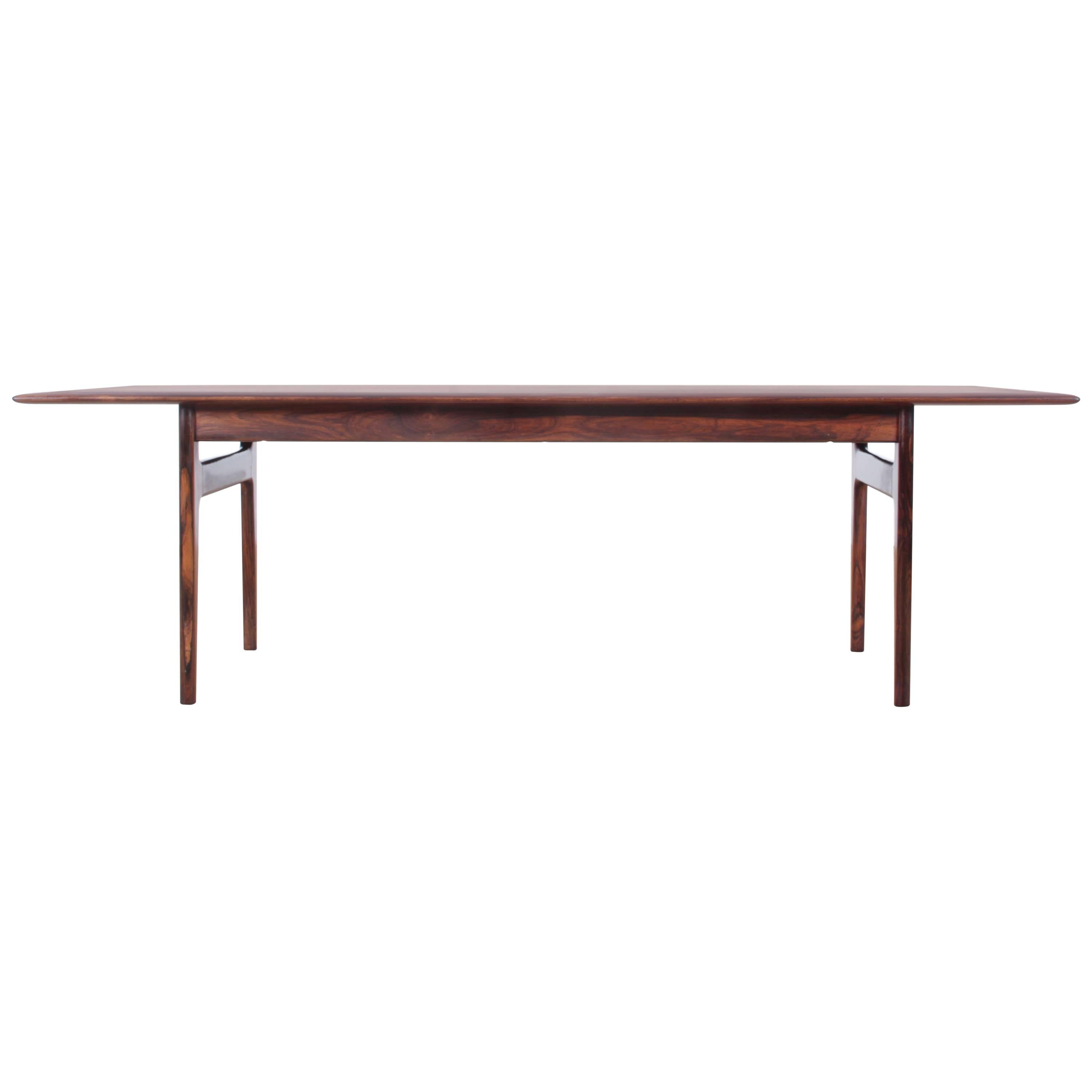 Mid-Century Modern Scandinavian Coffee Table in Rio Rosewood For Sale