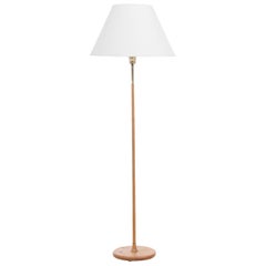 Mid-Century Modern Scandinavian Floor Lamp in Oak and Brass