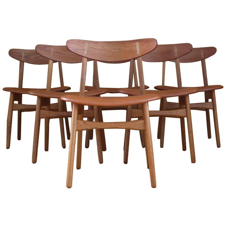 Set of Six Hans Wegner Model CH30 Oak Dining Chairs Carl Hansen & Son Denmark