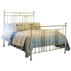 Antique Brass and Iron Bed in Cream Mk127