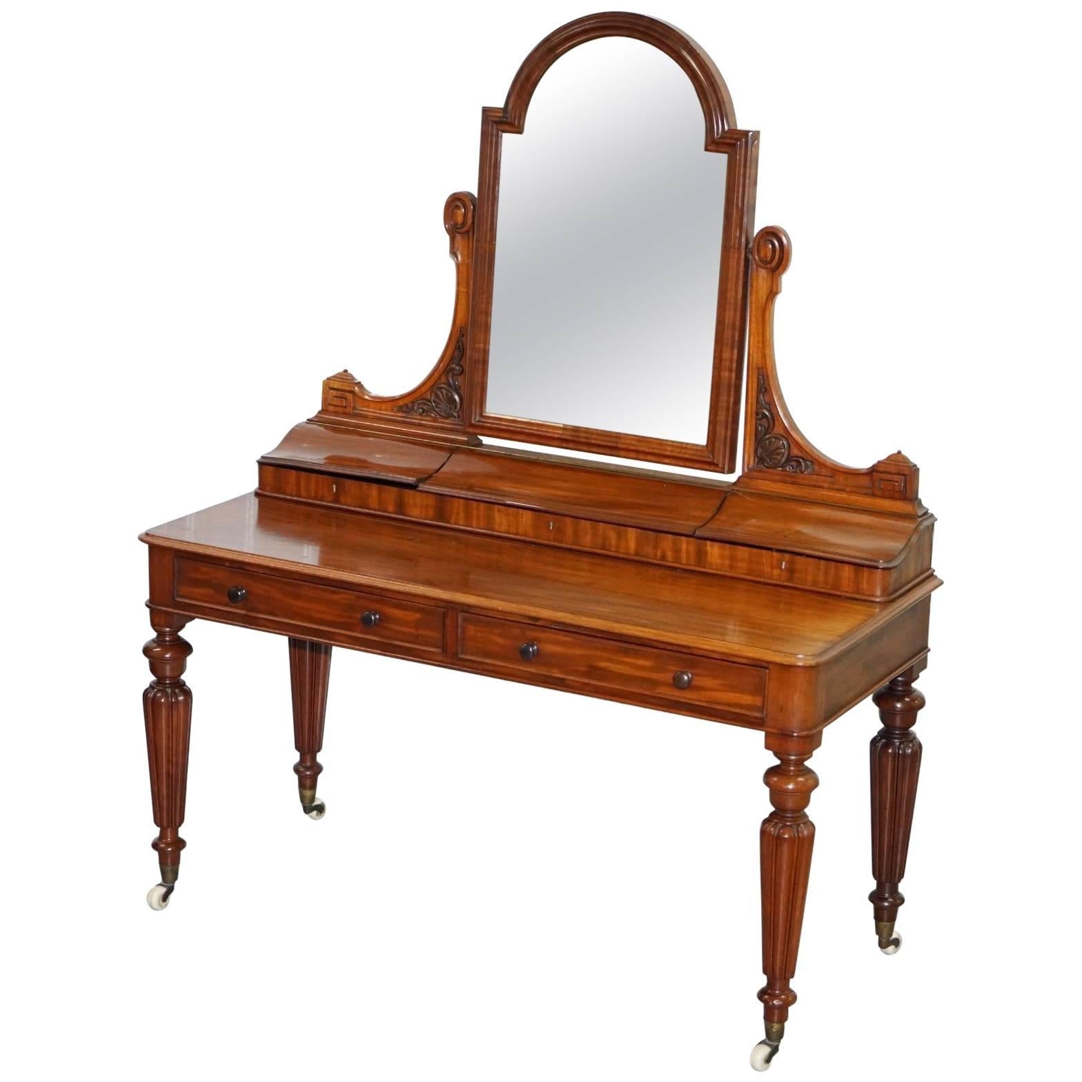 Lovely William IV Mahogany Dressing Table with Gillows Inspired Legs, circa 1830