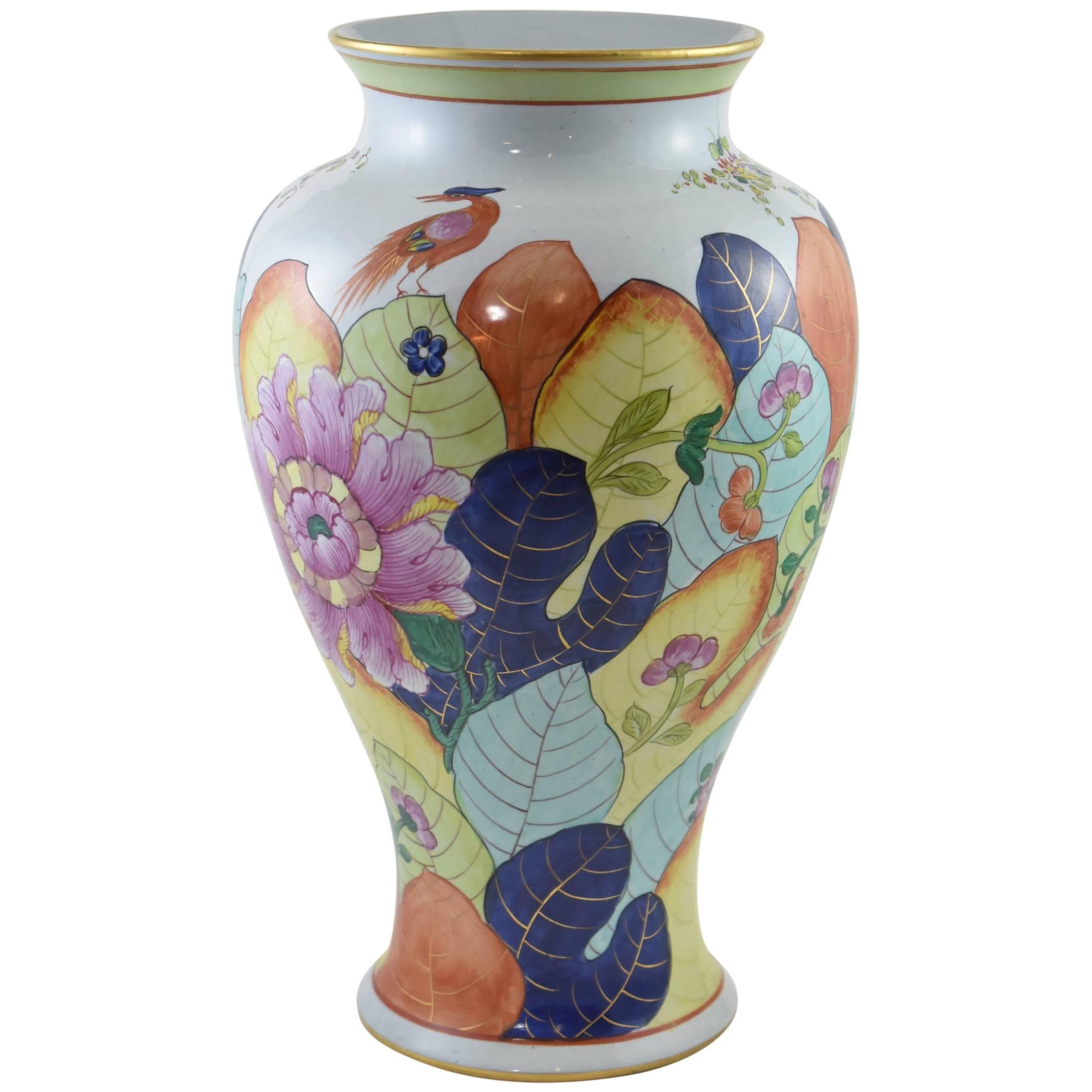 Hand-Painted Italian Vase in the Tobacco Leaf Pattern Attributed to Mottahedah