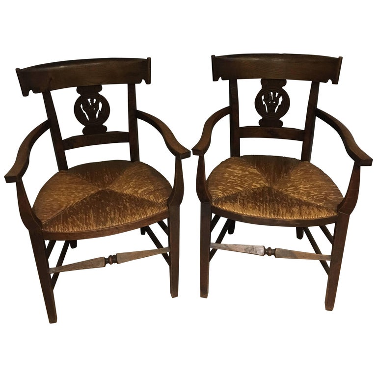Pair of Oak Country Carver Chairs at 1stDibs