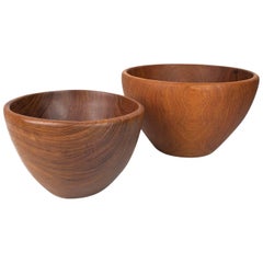 Mid-Century Modern Set of Danish Design Sculptural Hand-Turned Teak Bowl