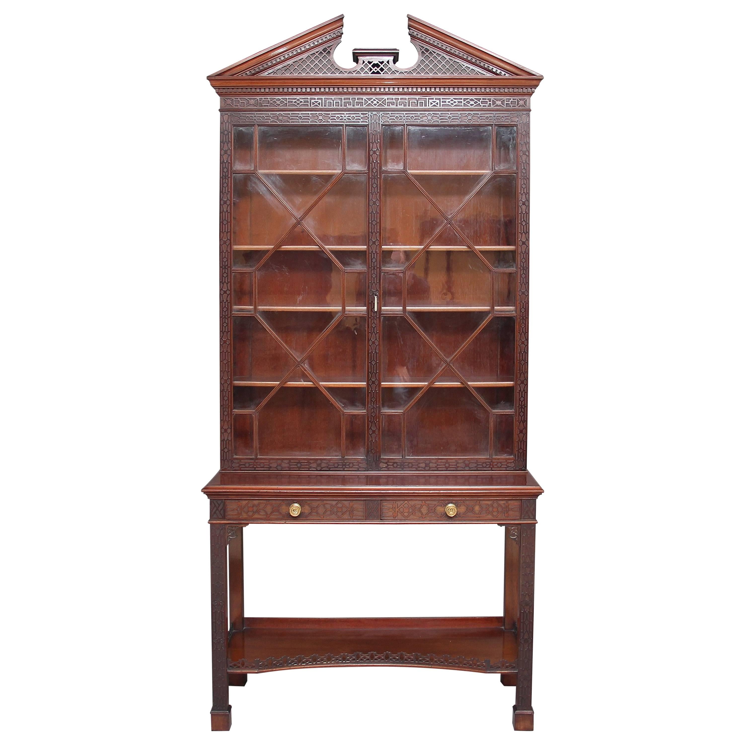Superb Quality Early 20th Century Cabinet by Edwards & Roberts For Sale
