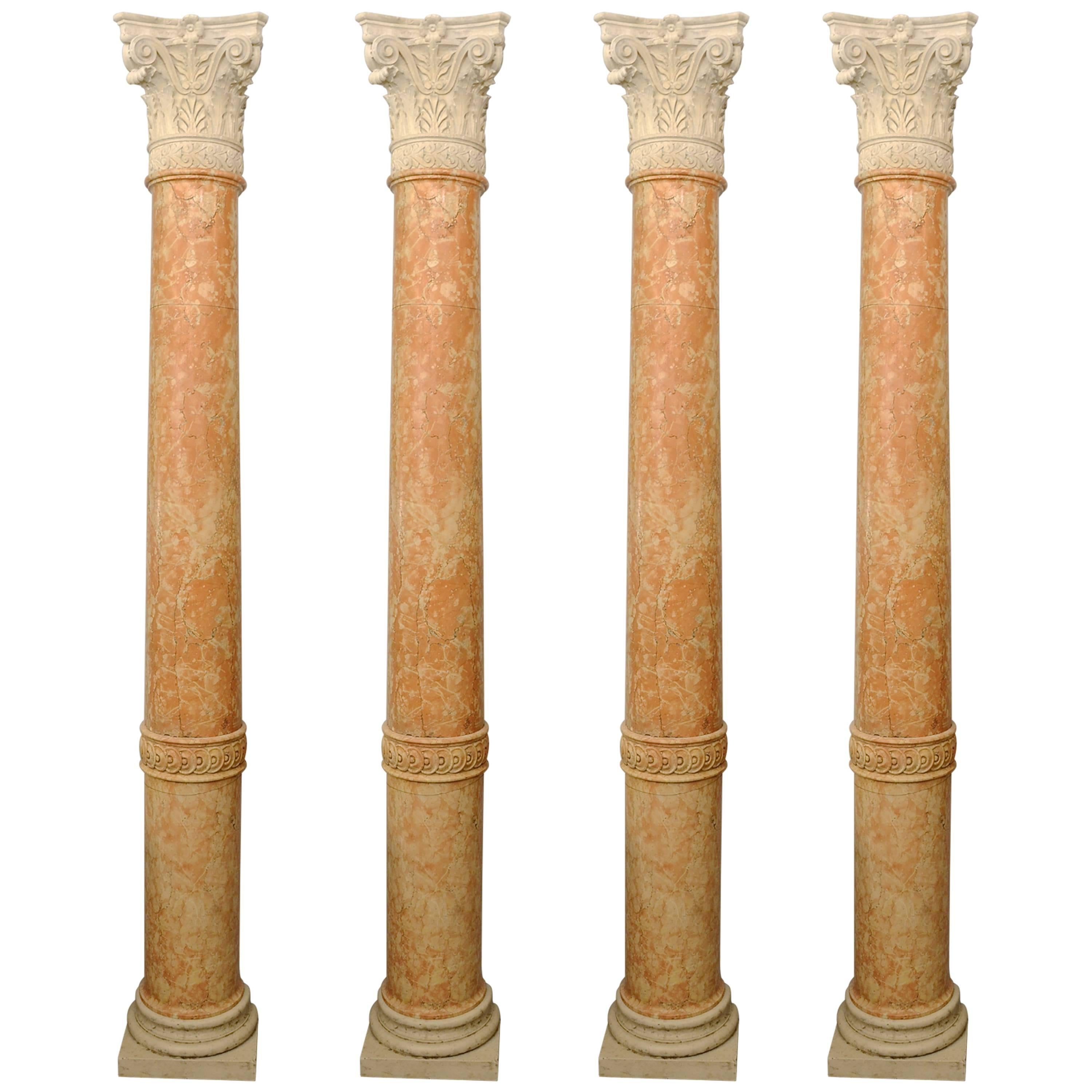 Ensemble de quatre demi-colones du 19ème siècle en marbre rouge de Vérone et pierre de Vincenza