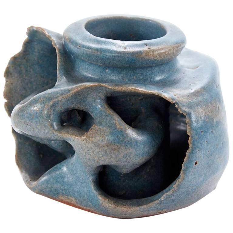 20th Century Edna Arnow Signed Blue Ceramic Swirl Vase For Sale at 1stDibs