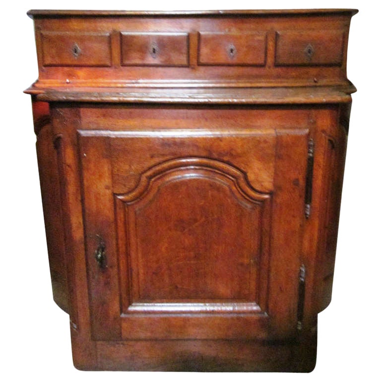 18th Century French Regence Cabinet in Carved Brown Oak For Sale