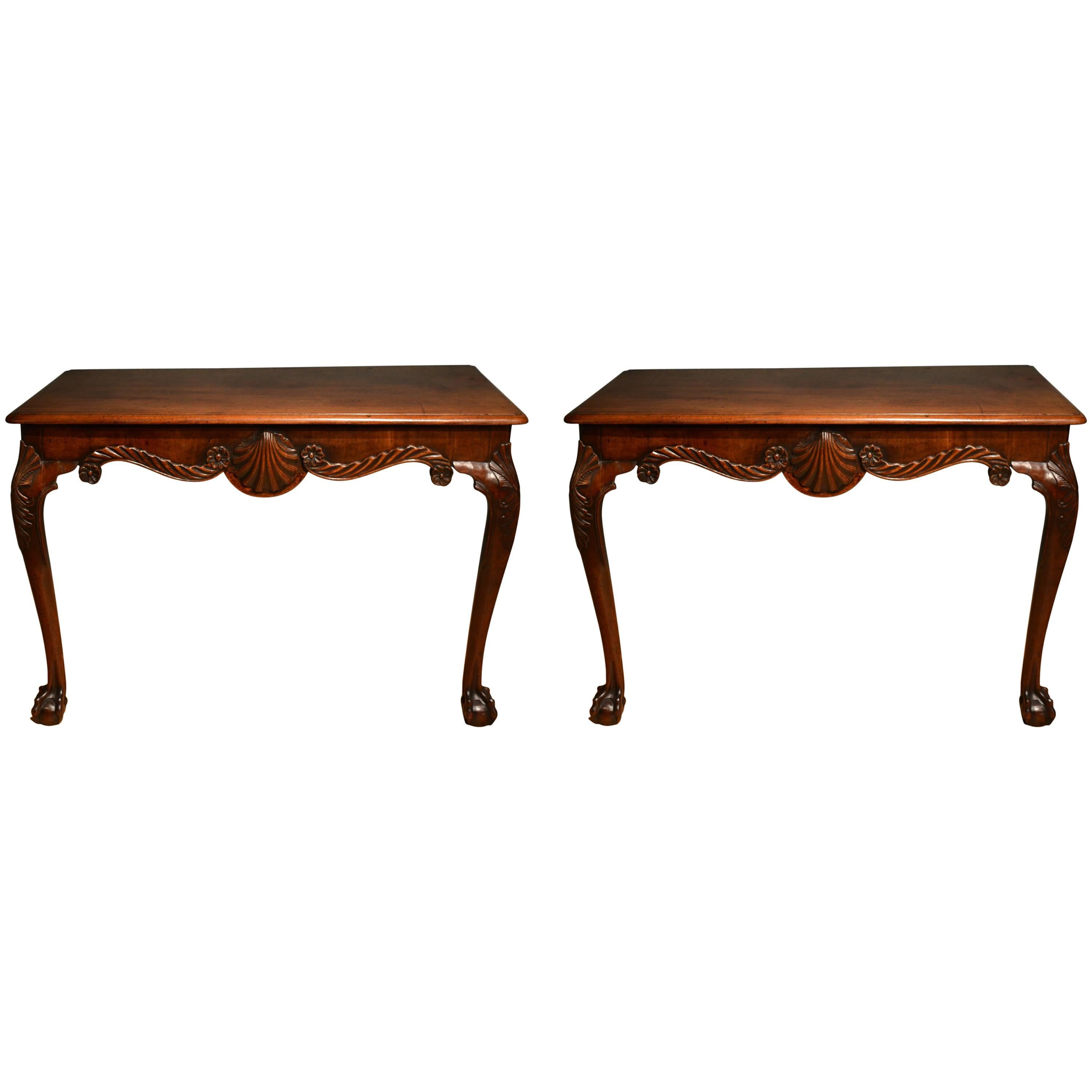 18th Century Pair of Mahogany Console Tables For Sale